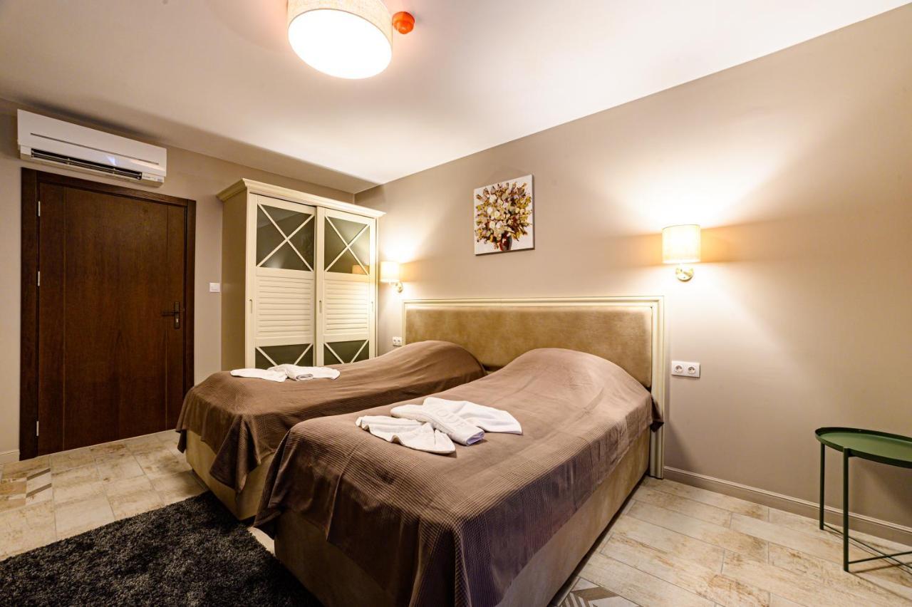 Antique Boutique Hotel Pavel Banya Dış mekan fotoğraf